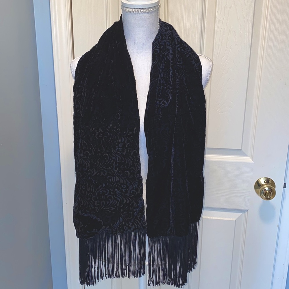 Reversible Black Velvet Fringed Scarf EUC